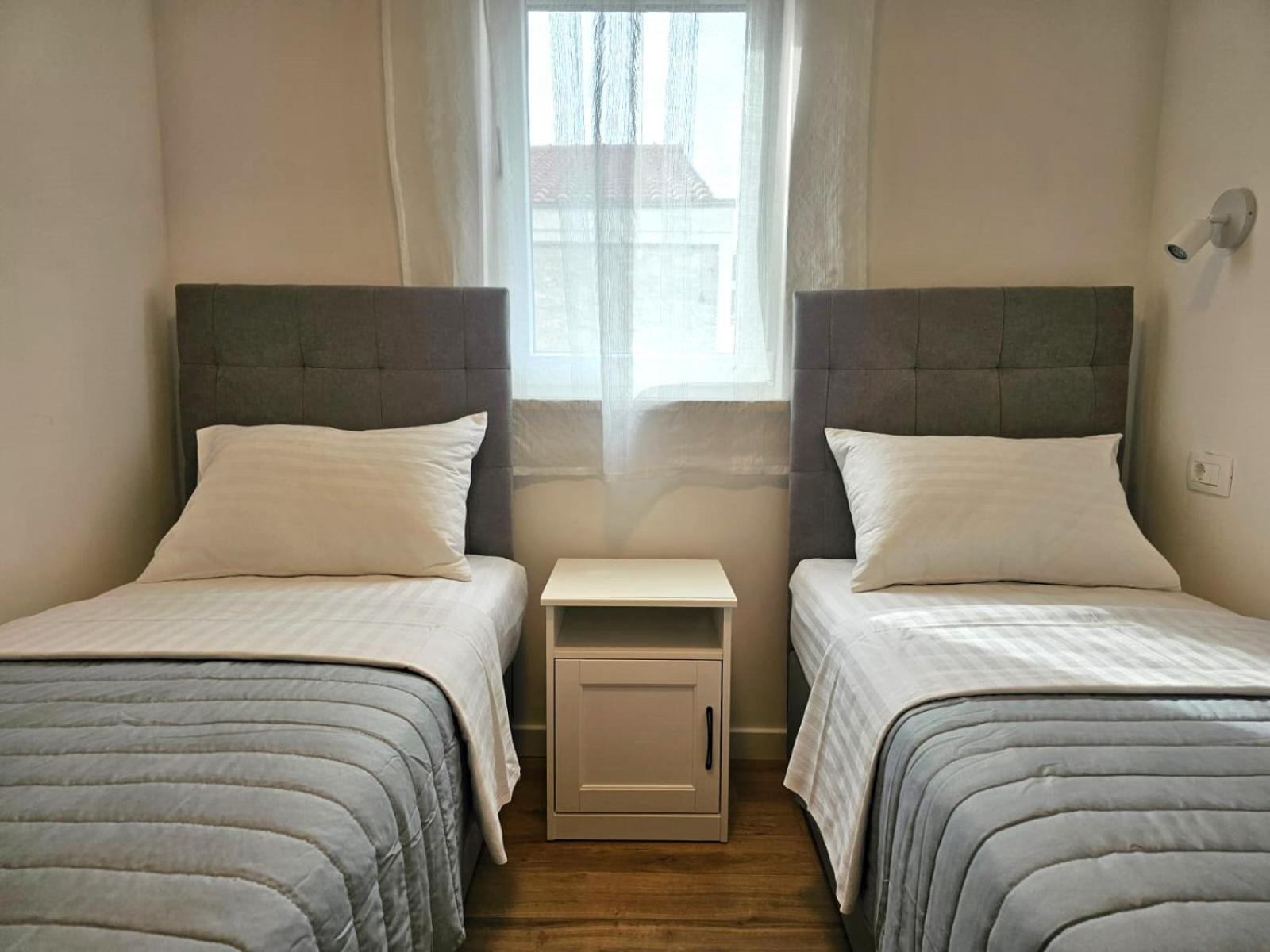 Apartments Miamare 2 Primošten المظهر الخارجي الصورة