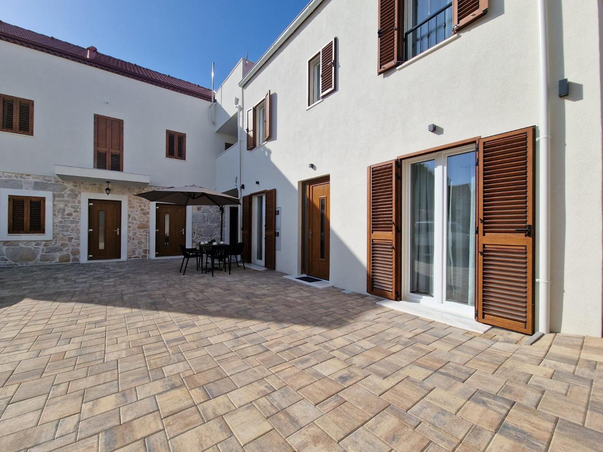 Apartments Miamare 2 Primošten المظهر الخارجي الصورة