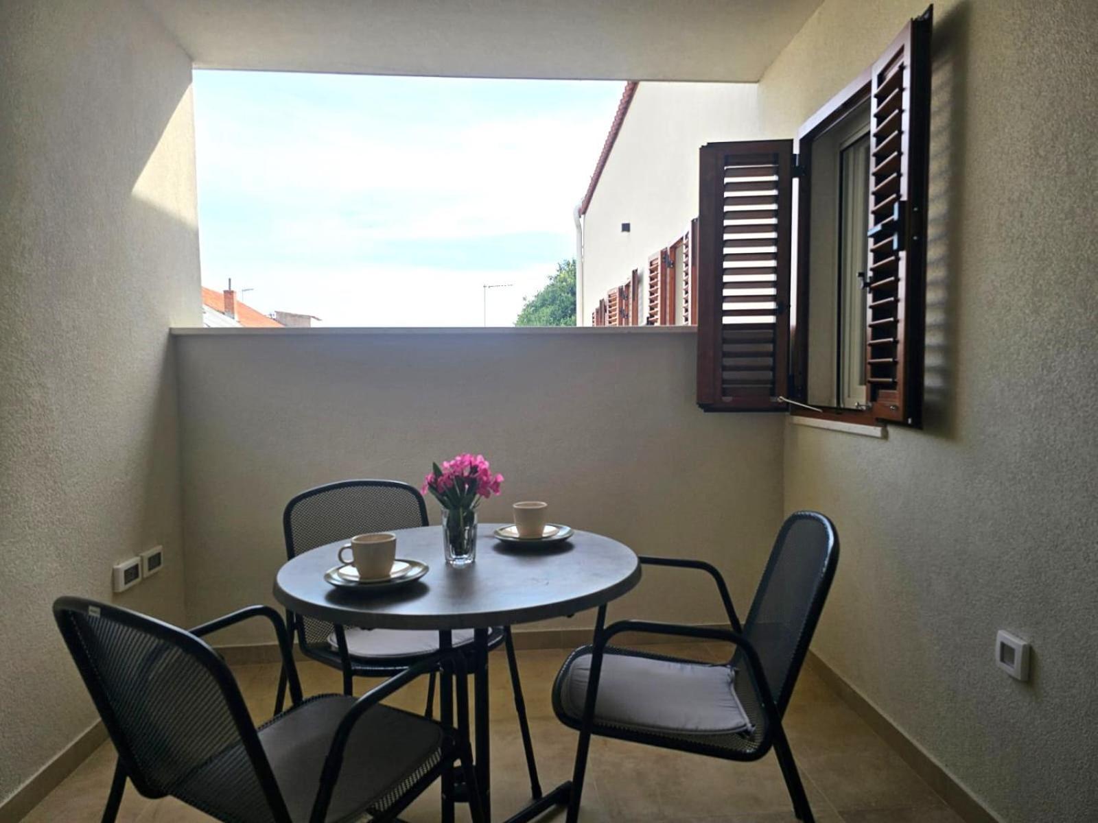 Apartments Miamare 2 Primošten المظهر الخارجي الصورة